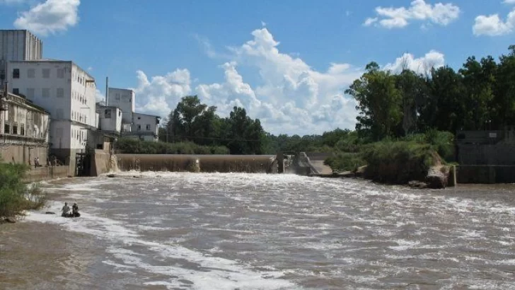 Piden remover la represa hidroeléctrica del río Carcarañá