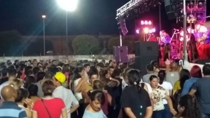 Más de 3000 personas disfrutaron del carnaval en Monje