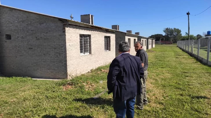 Timbúes anunció que entregará 14 viviendas en barrio Gauchito Gil