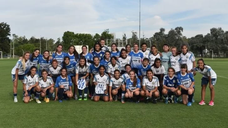 Larrondo comenzó la etapa final de entrenamiento pre Sudamericano