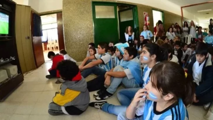 A alentar en la escuela: No se justificarán las faltas a clases por el mundial