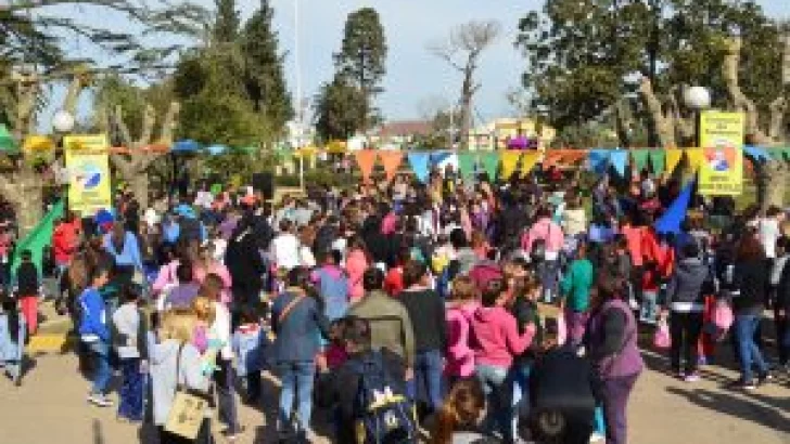 Timbúes vivió una jornada deportiva y recreativa para toda la familia