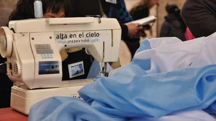 75 aniversario: Abrazarán la escuela con una gran bandera