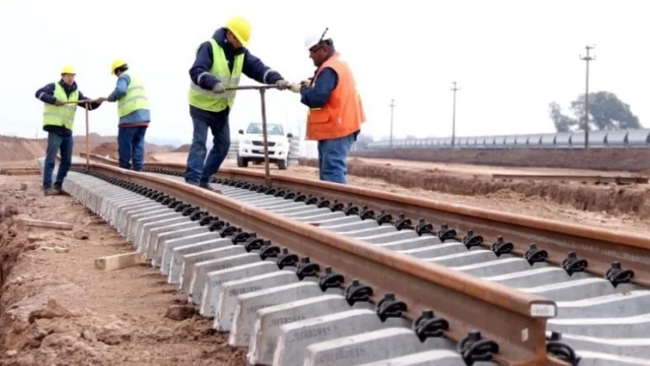 Comenzó la construcción de vías en la nueva playa ferroviaria