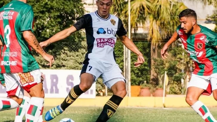 Al mundo: Un joven cuisero debuta en el fútbol internacional