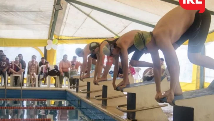 Con 130 deportistas se realizó el primer encuentro interno de natación en Timbúes