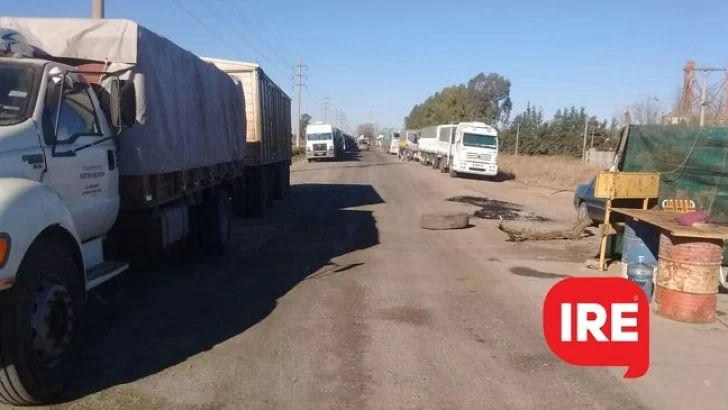 Sólo circulan camiones vacíos, ni siquiera circularán transportes con combustible