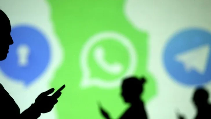 Una falla en Whats App deja expuestas tus fotos y videos