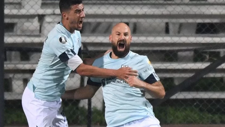 Arrancó la libertadores y el primer gol fue de Juan Manuel Tévez