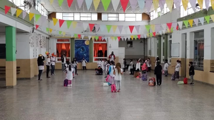 Por una pérdida de agua, la escuela primaria 217 suspenderá el turno tarde