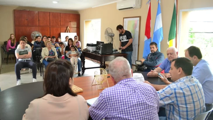 Felices: Se sortearon las primeras cuatro viviendas en Serodino