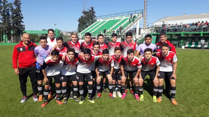 La selección Totorense logró el tercer puesto en la copa de Oro