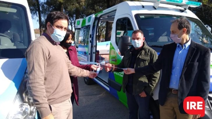 Oliveros sumó una ambulancia y un ecógrafo al centro de salud comunal