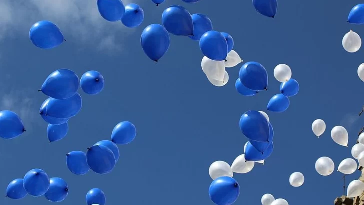 Caminata y suelta de globos en Carrizales por el 40º aniversario de Malvinas