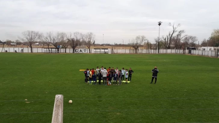 Newell’s sale a buscar jugadores y llega a Timbúes y Maciel para una prueba