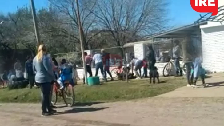 Dos mamás se trenzaron a golpes fuera del jardín de infantes de Gaboto
