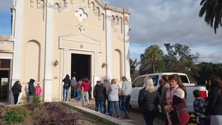 Carrizales se viste de tradición para celebrar a San Miguel de Arcángel