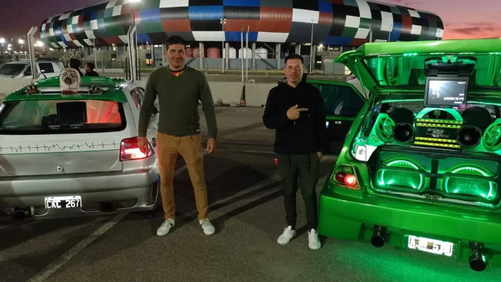 Los autos de Adrián y Claudio se lucieron en la primer Expo Tuning de San Luis