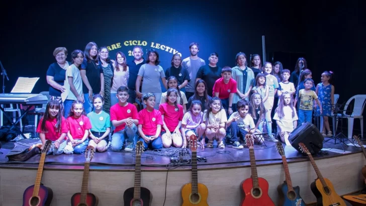 El centro cultural de Timbúes realizó la muestra de fin de año con más de 500 alumnos