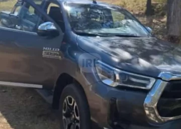 Robaron una camioneta afuera de un bar de Timbues