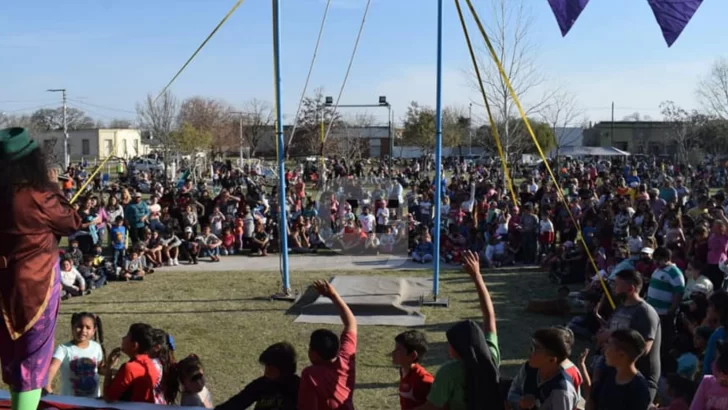 Serodino celebra el Día del Niño en el Playón con olimpiadas, kermes y circo