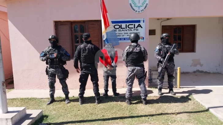 Allanaron una casa en Gaboto y secuestraron droga, armas, dinero y elementos robados