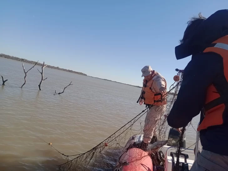 El ministerio de Ambiente aumentó los controles de la pesca en Puerto Gaboto