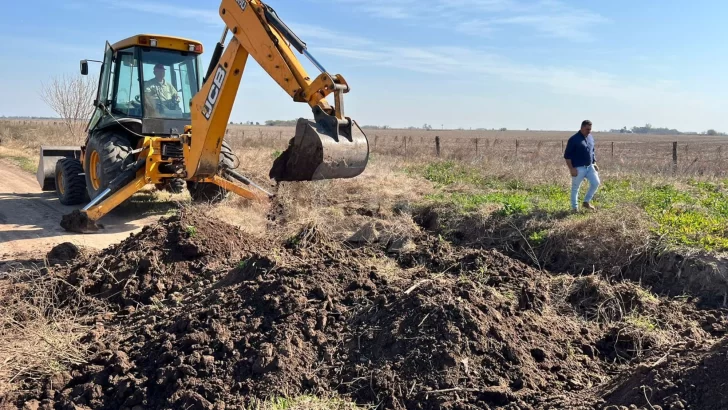 Calori avanza en los caminos rurales: “Si a los productores les va bien, a Oliveros le va bien”