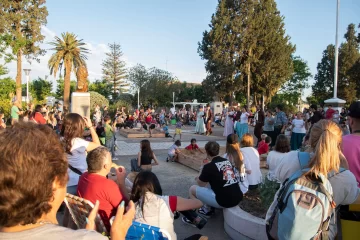 Timbúes disfrutó un finde a plena diversión y cultura con la Feria Caribeña y del Mundo