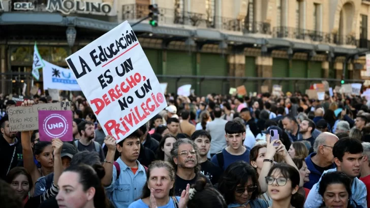 A nivel nacional: Universidades realizan un paro de 24 horas luego de la ratificación del veto