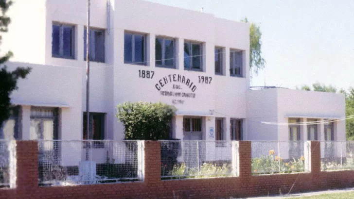 Avanza la construcción de un aula en la escuela primaria Nº 292 “Sebastián Gaboto”