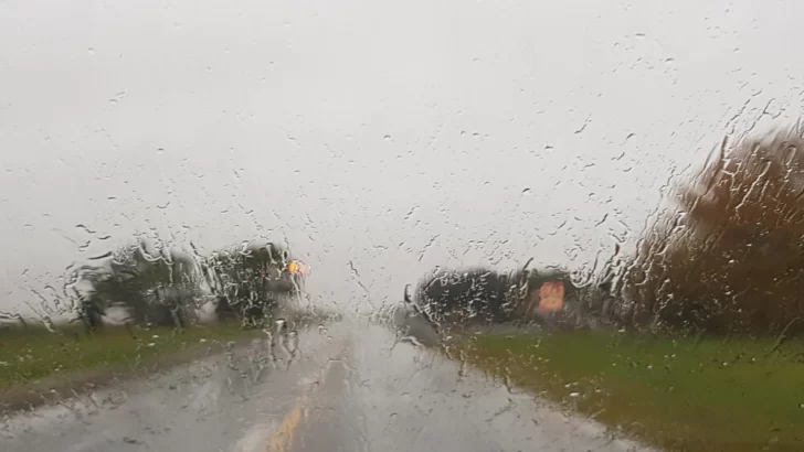 La región se encuentra bajo alerta naranja por tormentas fuertes