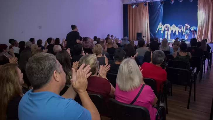 Gran muestra de monólogos teatrales en Timbúes: “La Conquista de lo Efímero”