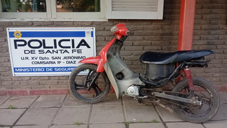 Detuvieron a un menor en Díaz con una moto sin guarismos, patente ni papeles