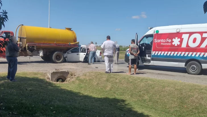 Fatal accidente en el ingreso a Solares: Fallecieron dos mujeres y un bebé fue rescatado