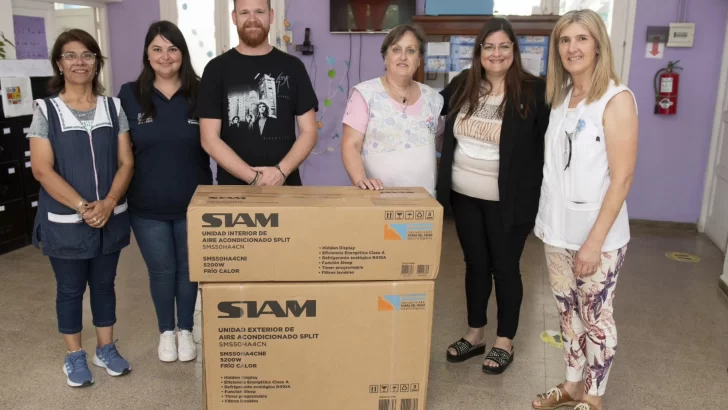 Timbúes entregó ocho aires acondicionados para las escuelas primarias