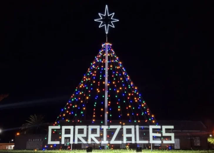 A un mes para navidad, Carrizales ya comenzó a preparar un evento especial para encender el árbol