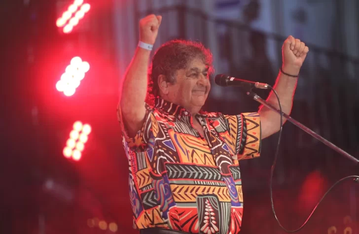 Cacho Deicas, vocalista de Los Palmeras, recibió el alta médica luego de sufrir un ACV