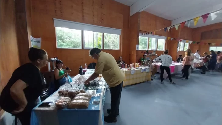 Vuelve la feria emprendedora en Monje con cine para los chicos