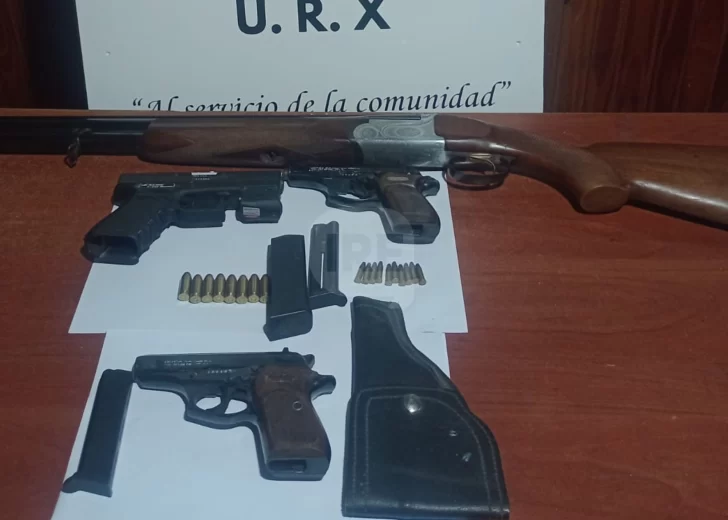 Tras una amenaza le secuestraron un arsenal de armas a un hombre de Oliveros