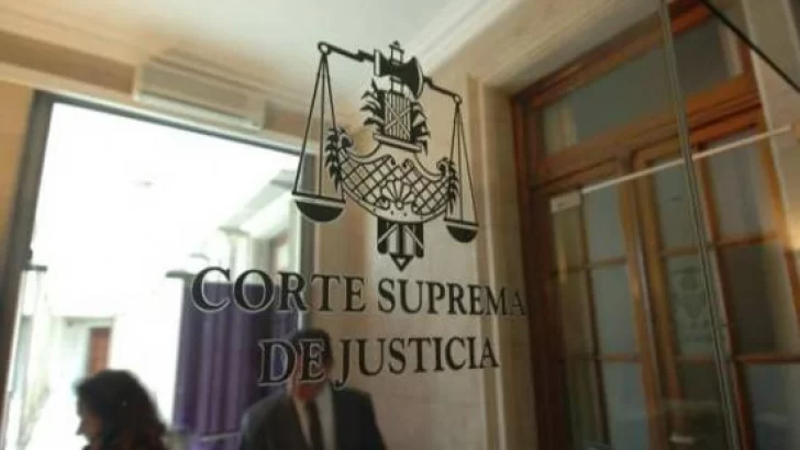 El Ejecutivo envió a la Legislatura tres nombres para cubrir vacantes en la Corte Suprema de Santa Fe