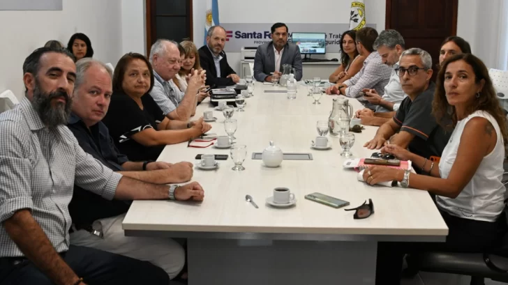 Primer encuentro de la paritaria de salud con avances en salario y titularizaciones