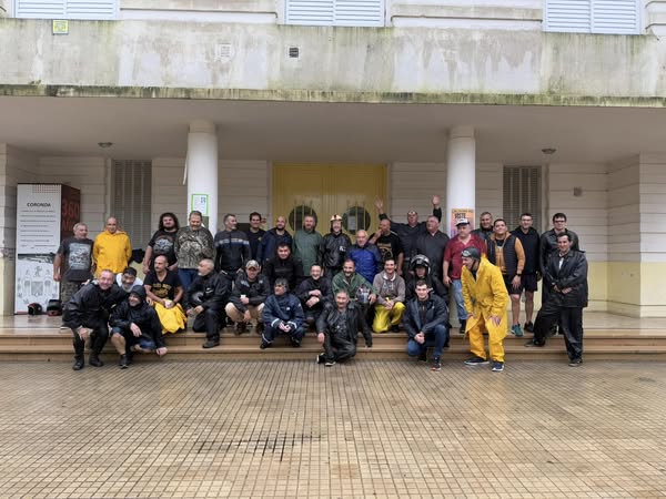 Ni la lluvia pudo apagar la pasión: La Movida Interdepartamental de motos antiguas fue un éxito