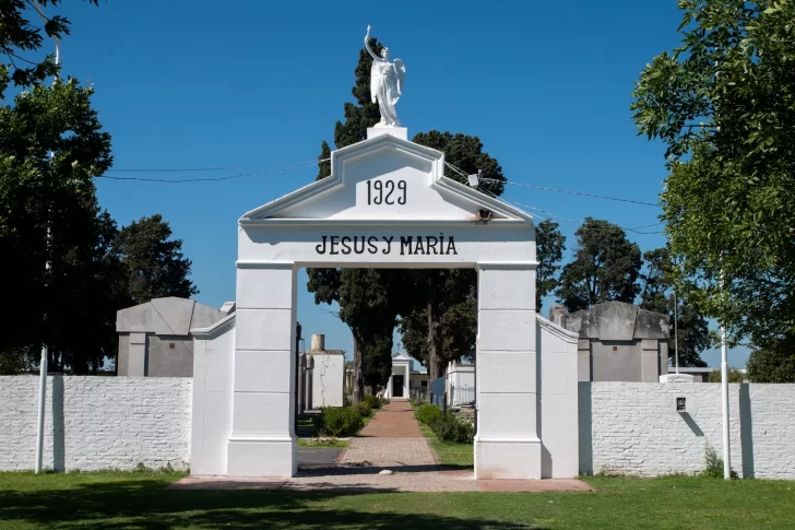 Timbúes ejecuta obras en el cementerio comunal por más de 100 millones de pesos