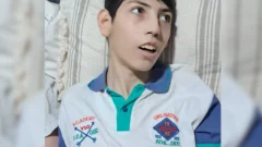 “Quedé sola con él”: Una mamá de Fray Luis Beltrán lucha para que su hijo Santi no quede sin sus tratamientos